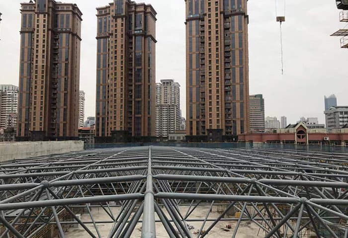 彭州螺栓球网架结构